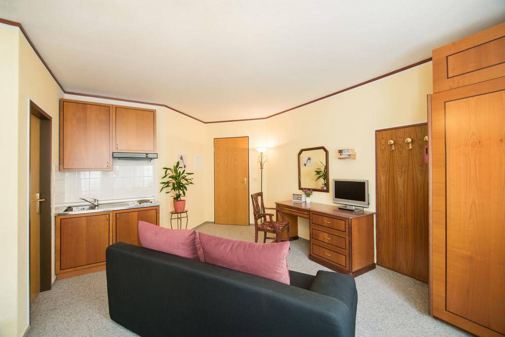 Stadt Aparthaus Apartment *